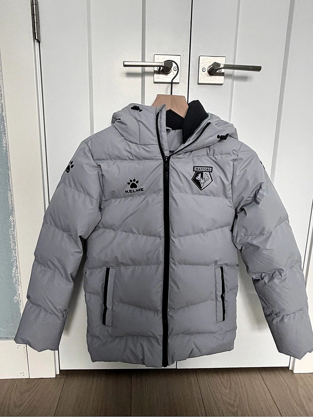 KELME Gray Hooded Soccer Football Watford Puffer Jacket